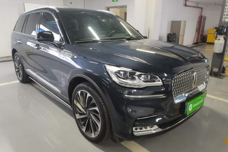 Used Lincoln Aviator 2021 3.0T V6 All-Wheel-Drive Executive Edition