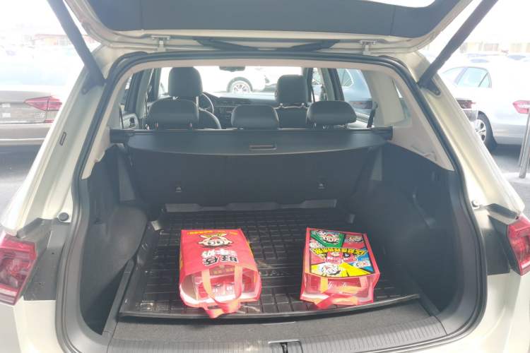 Used Volkswagen Tiguan L 2017 330TSI Automatic Two-Wheel Drive Flagship Edition