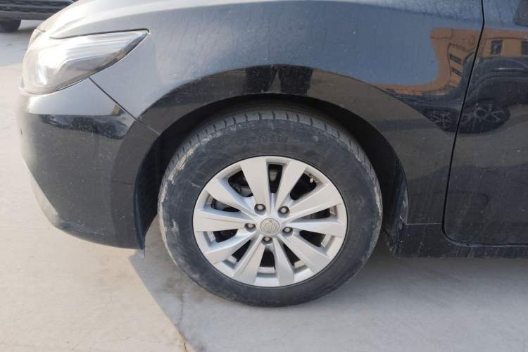 Used Nissan Teana 2016 Revised Version 2.0L XL Comfort Edition Left Front Wheel Hub