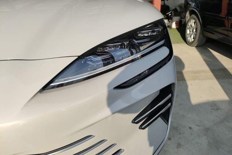 Used BYD Song PLUS New Energy 2025 DM-i 112KM Prestige Model
