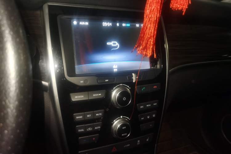 Used Haval H2 2016 Red-Label 1.5T Automatic Two-Wheel Drive Luxury Model
