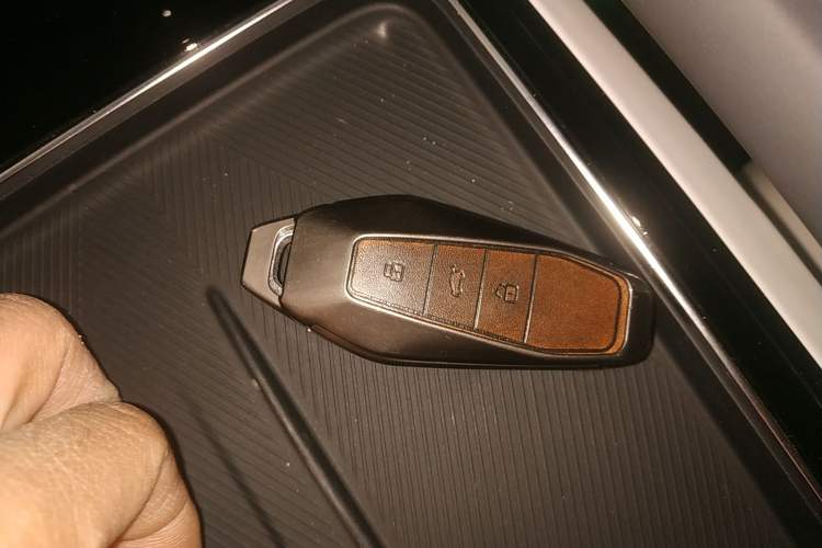 Used iCAR 03 2024 501km Range Two-Wheel Drive Long-Range Smart Trend Edition Interior 1