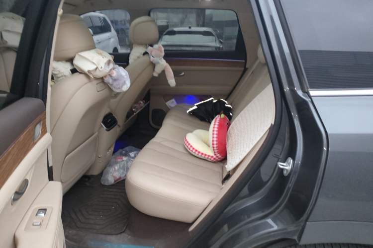 Used Hima AITO M7 2024 1.5T Intelligent Driving 4WD Max Edition 5 Seats