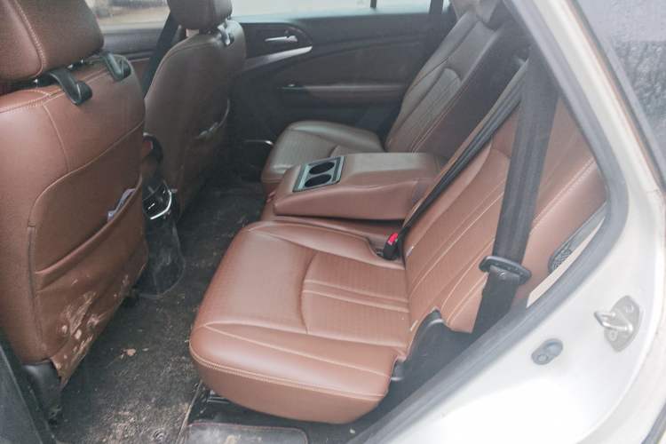 Used BYD S7 2016 2.0T Automatic Prestige Plus