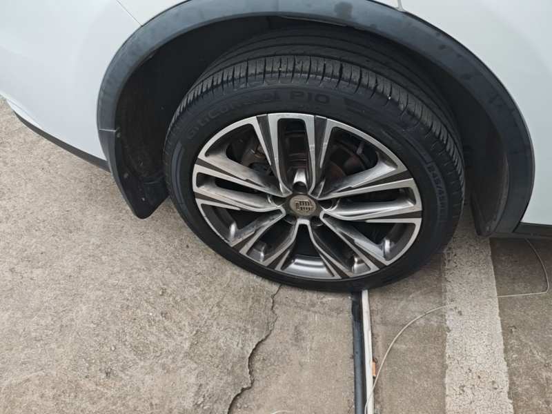Used BYD Tang 2018 2.0T Automatic SmartConnect Prestige 7-Seater China V Standard – Executive — 25