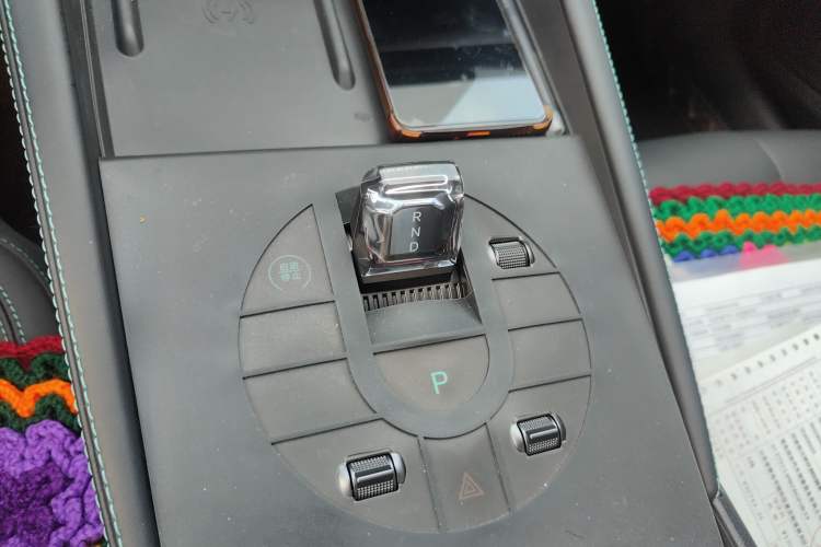 Used BYD Seal 06 New Energy 2024 DM-i 80KM Prestige Model Gear Lever