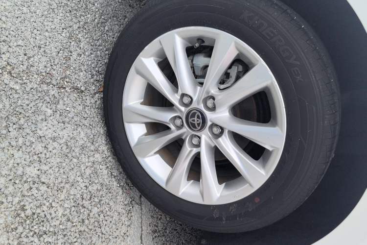 Used Toyota Corolla 2023 1.8L Smart Electric Hybrid Dual-Motor Elite Edition Exterior 3