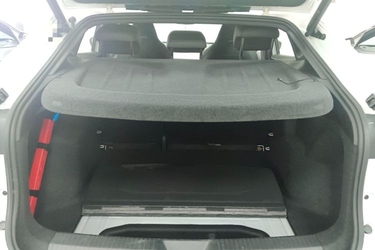 Used Volkswagen ID.UNYX 2024 Pro Long-Range Version Trunk