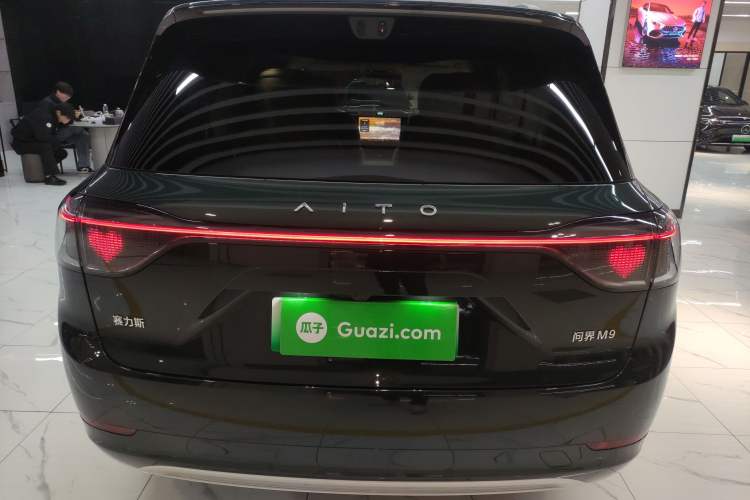 Used Hima AITO M9 2025 Extended-Range Ultra Version 52 kWh 6-Seater Rear