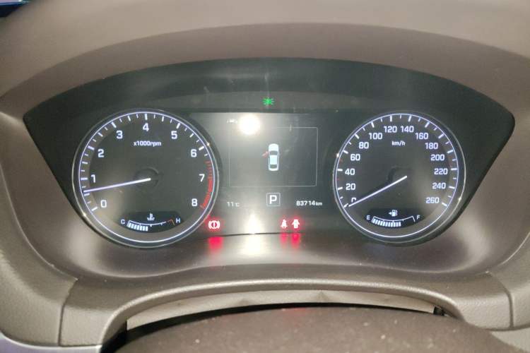 Used Hyundai Genesis 2015 3.0GDi Four-Wheel Drive Flagship Edition Instrument Cluster