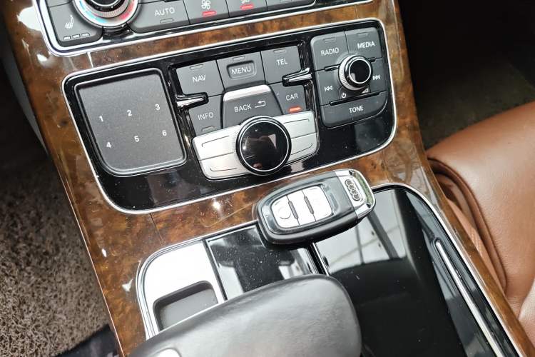 Used Audi A8 2014 A8L 45 TFSI quattro Comfort model