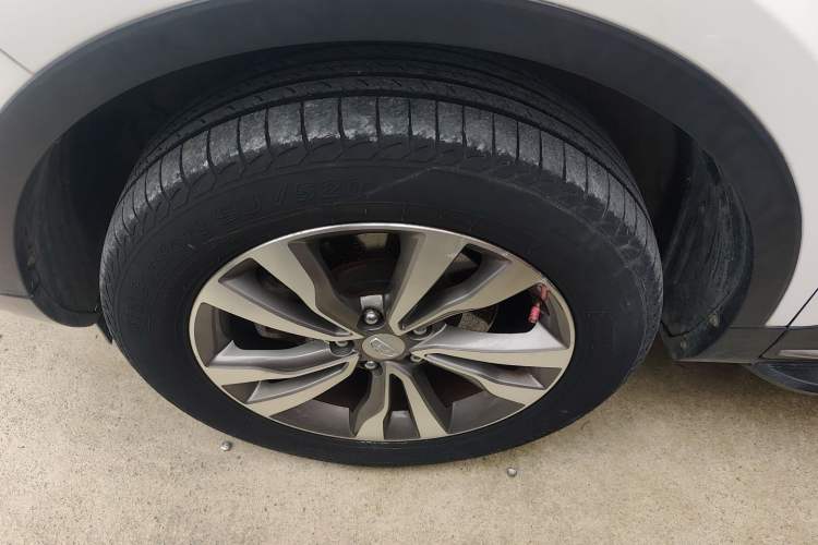 Used Geely Auto Emgrand X7 Sport 2016 1.8TD Automatic Smart Connectivity Version Left Front Wheel Hub