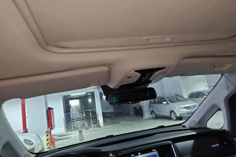 Used GAC Trumpchi M8 2018 320T Luxury Edition
