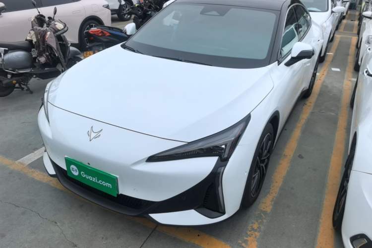 Used ARCFOX Alpha S5 2025 560MAX 185kW Guazi used car, China used car export, Used car for sale, Used cars, Cheapest cars for sale