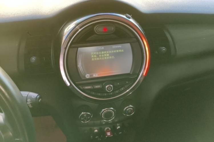 Used MINI MINI 2014 1.5T COOPER Fun
