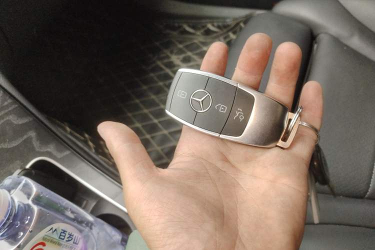 Used Mercedes-Benz C-Class 2020 C 260 L Sport Edition Vehicle Key