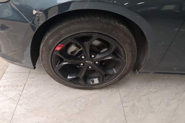 Used Chevrolet Malibu XL 2019 Redline 550T Automatic Sport Edition Left Front Wheel Hub