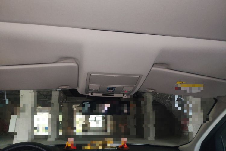 Used Land Rover Discovery Sport 2019 240 PS HSE Version China VI Standard
