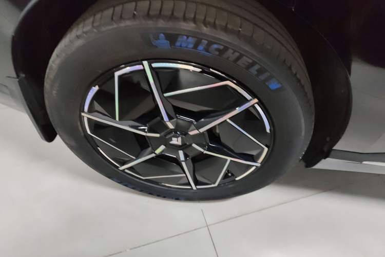 Used Hyptec HT 2023 670 Rear-Drive Ultra-High Voltage Version