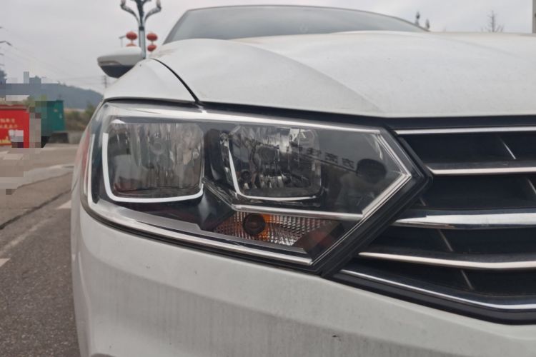 Used Volkswagen Bora 2016 230TSI DSG Comfort Model
