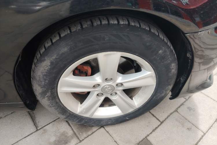 Used Toyota Reiz 2013 2.5S Elite Edition Right Front Wheel Hub