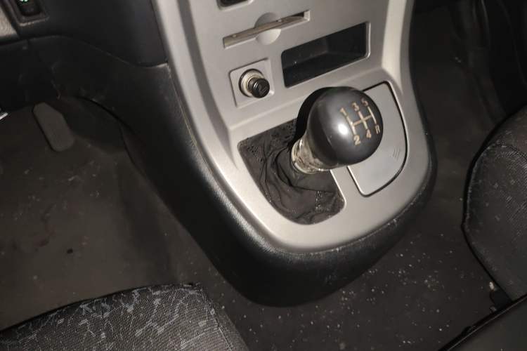 Used Jinbei Grace 2008 2.4L Prestige Luxury (Long Wheelbase) 9-Seater 4RB2