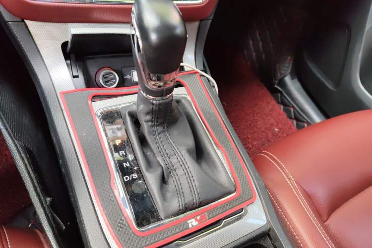 Used Roewe RX5 2016 30T Four-Wheel Drive Automatic Internet Smart Luxury Edition