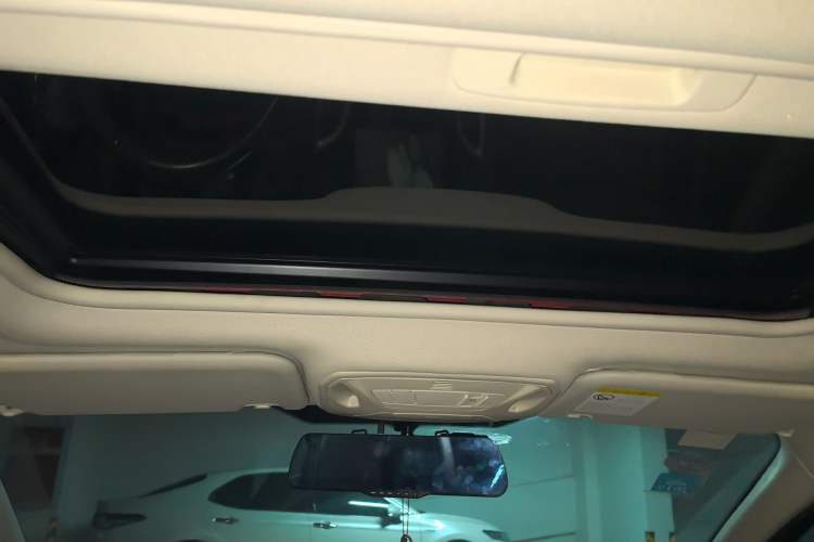 Used Ford Focus 2012 Hatchback 1.6L Automatic Fashion Edition
