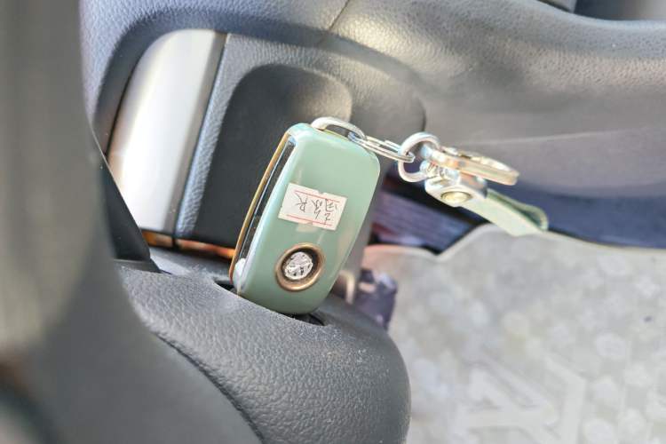 Used Volkswagen Golf 2012 1.6L Automatic Fashion Model