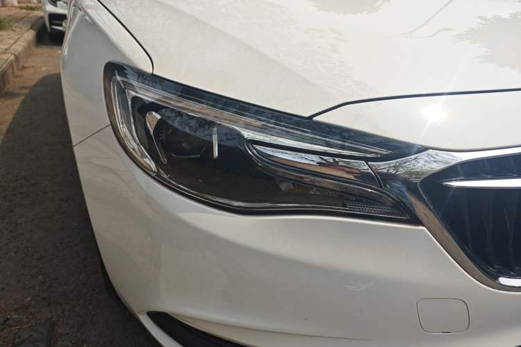 Used Buick GT 2018 18T Automatic Elite Model