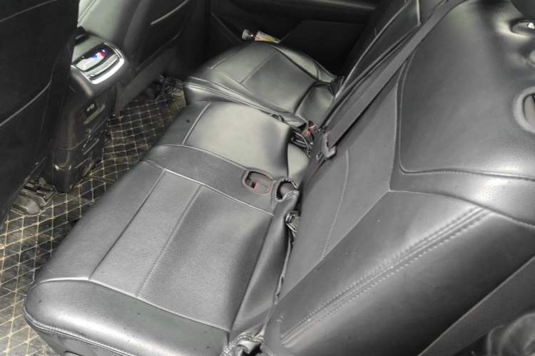 Used Cadillac XT6 2020 28T 7-Seater Four-Wheel Drive Luxury Version Left Rear Seat