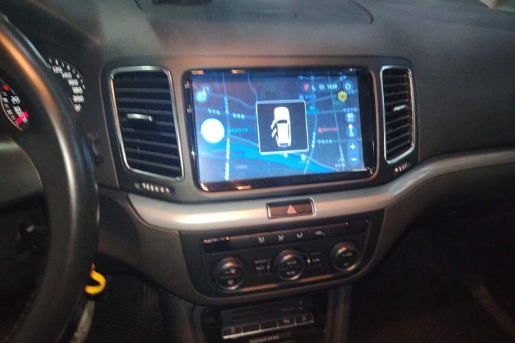 Used Volkswagen Sharan 2013 1.8TSI Standard Model