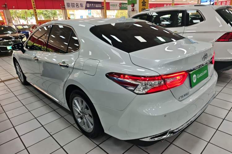 Used Toyota Camry 2023 2.0G Luxury Edition