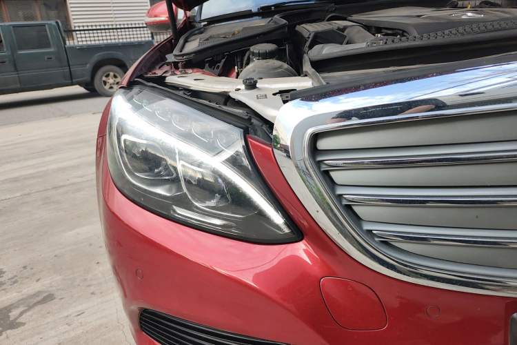 Used Mercedes-Benz C-Class 2015 C 200 L 4MATIC Right Front Headlight