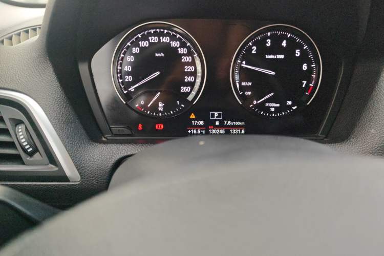 Used BMW 1 Series 2018 118i Leading Model Odometer Close Up