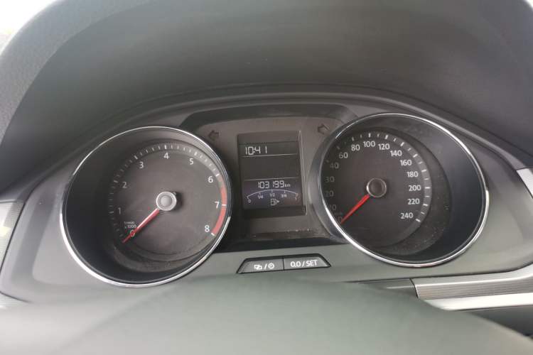 Used Volkswagen Bora 2017 1.6L Automatic Fashion Model Instrument Cluster