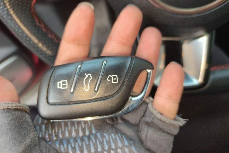 Used MG HS 2019 30T Automatic 2WD Trophy Supreme Edition China VI Standard