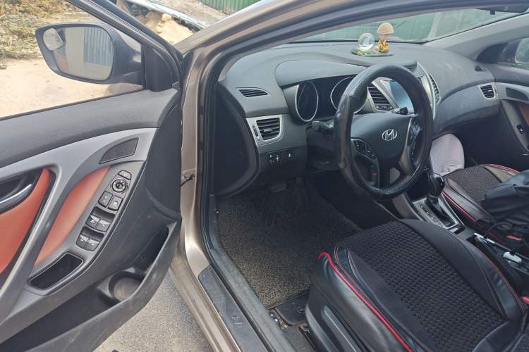 Used Hyundai Elantra (5th Generation / Langdong) 2016 1.6L Automatic Prestige Model Driver Seat