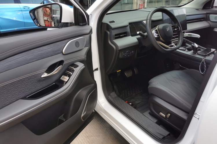 Used JETOUR Shanhai L9 2024 1.5TD 2DHT Pro 7-Seater