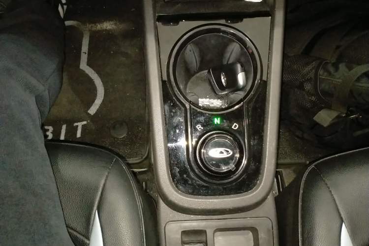 Used Chery Little Ant 2023 251km True Love Edition Lithium Iron Phosphate Gear Lever