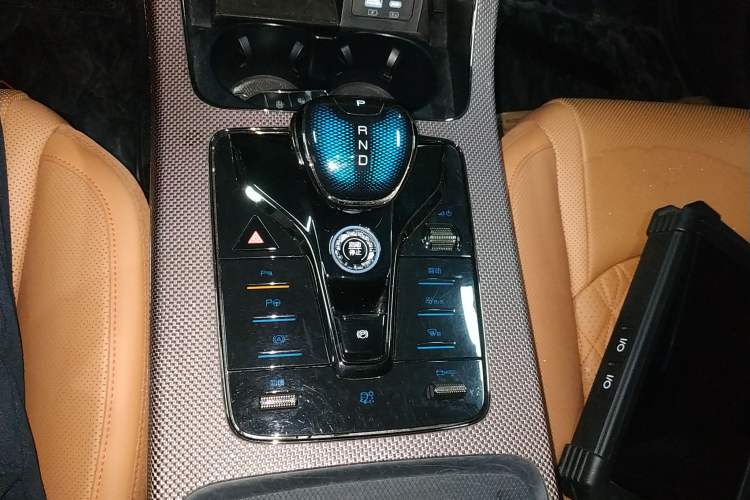 Used BYD Han 2022 EV Genesis Edition 610KM All-Wheel Drive Premium Model
