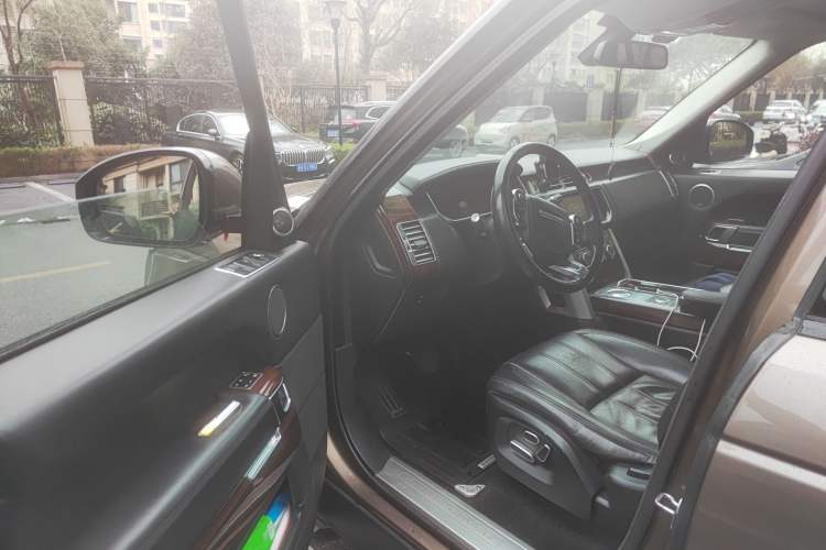 Used Land Rover Range 2013 3.0 TDV6 Vogue
