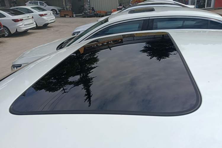 Used CHANGAN Eado 2019 High-Energy Edition 1.6L GDI Automatic Pioneer Model China VI Standard
