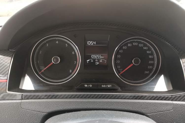 Used Volkswagen Santana 2017 Haval H9 1.6L Automatic Comfort Edition
