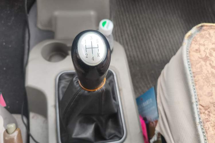 Used FORTHING Lingzhi 2015 M3 1.6L 7-Seater Comfort Model