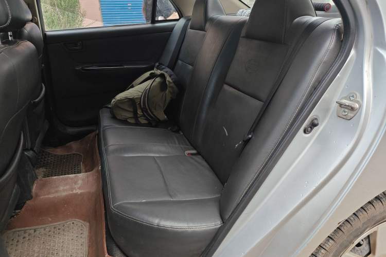 Used BYD F3 2013 Energy-Efficient Model 1.5L Manual Comfort Version Left Rear Seat