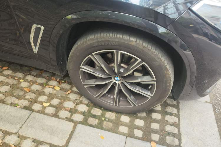 Used BMW X5 2022 Restyled xDrive 30Li Luxury Version M Sport Package
