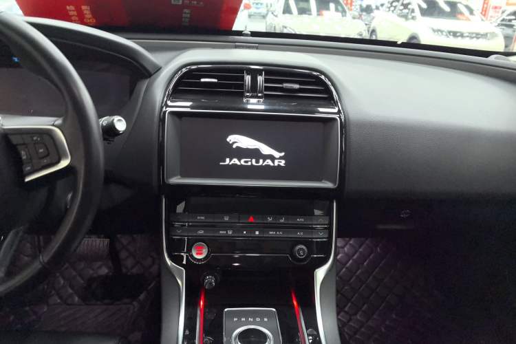 Used Jaguar XEL 2019 2.0T 200 PS Deluxe Edition