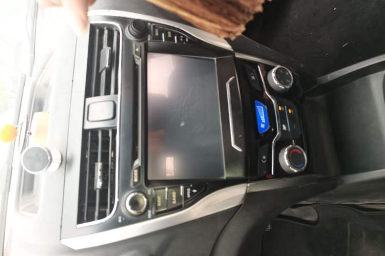 Used Karry K50 2016 K50S 1.5L Manual Comfort Model Audio And AC Panel