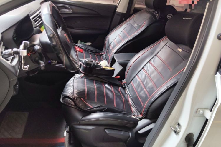 Used Roewe i5 2020 1.5L Automatic 4G Connect Luxury Flagship Edition Left Front Seat